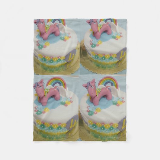 Birthday cake 4 fleece blanket  (Voorkant)