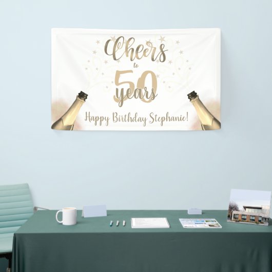 Birthday CHEERS TO # YEARS Champagne Gold Script Spandoek (Beurs)