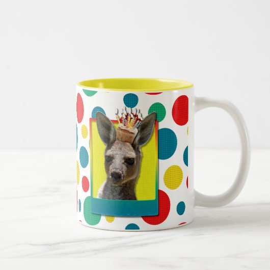 Birthday Cupcake - Kangaroo Tweekleurige Koffiemok (Rechts)