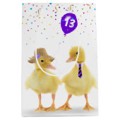 Birthday Ducklings met 13th Birthday Balloon Medium Cadeauzakje (Voorkant)