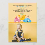 Birthday Friends Photo Invitation Kaart<br><div class="desc">Ze zijn klaar voor een feest - een roze kat, een gele giraffe en een blauwe hond. Voeg gewoon je foto toe onder het gescallopeerde bladerdak en laat de viering doorgaan. De kaart is eenvoudig aan te passen met uw tekst, lettertype, lettertypekleur en keuze uit zes papiertypen. Niet precies wat...</div>