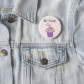 Birthday Gal Polka Dot Cupcake Ronde Button 5,7 Cm (In situ)