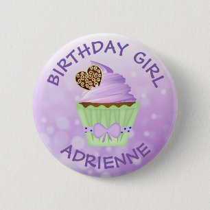 Birthday Girl Personalized Paarse Cupcake Button