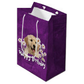 Birthday Golden Retriever op Paars leder Medium Cadeauzakje (Voorkant Gekanteld)