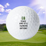 Birthday Golfer Funny 60th happy Dad Par Golfballen<br><div class="desc">60 jaar en nog steeds zwaaiend,  grappige 60ste verjaardag citeert golfballen. Perfect voor vader,  opa,  stiefvader. Golfer cadeauidee. U kunt het jaar en de naam personaliseren.</div>