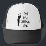 Birthday Golfer Funny 80th happy Dad Par Trucker Pet<br><div class="desc">Op gelijke hoogte sinds 1943. 80ste verjaardag. Perfect voor vader,  opa,  stiefvader pet. Golfer cadeau idee. Personaliseer het met een jaar.</div>