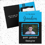 Birthday Grandson voegt fotonaam blauw zwart toe Kaart<br><div class="desc">Voor een heel bijzondere kleinzoon. Gelukkige verjaardag. Voeg een naam en een foto toe. Blauw en zwart.</div>