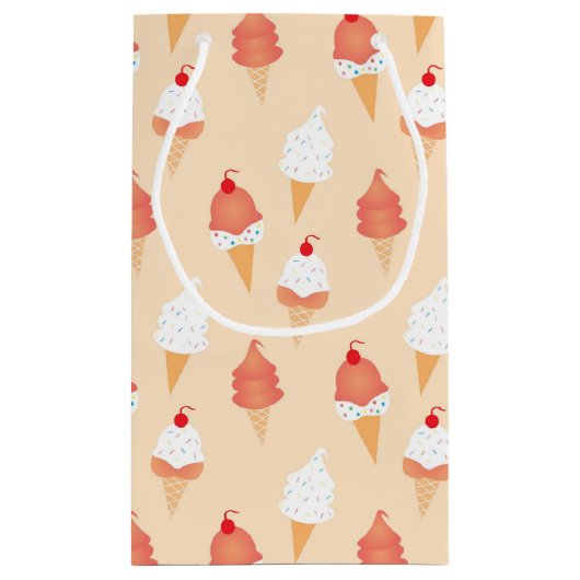 Birthday Ice Cream Cone with Sprinkles Pattern Klein Cadeauzakje (Achterkant)