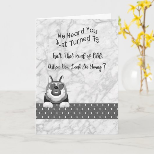 Birthday Kaart Black & White voor 73 jaar oude man (Gele Bloem)