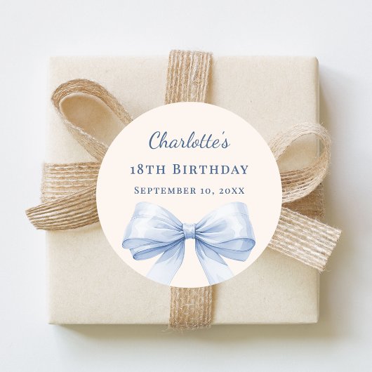 Birthday light blue bow ivory ronde sticker