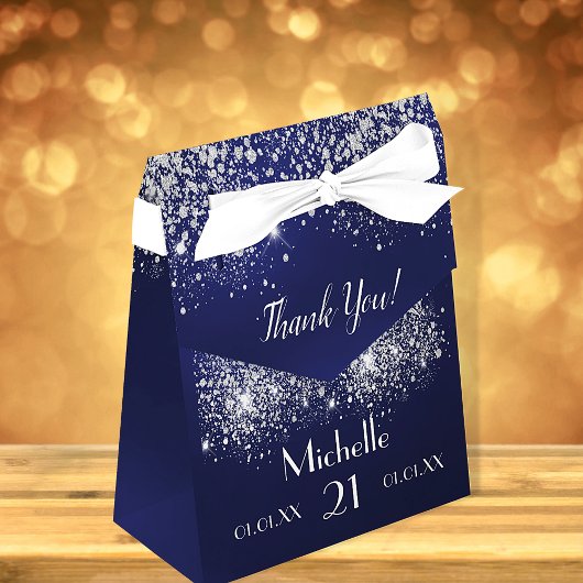 Birthday marineblauw zilverglitter witte monogram bedankdoosjes