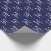 Birthday navy blue name script minimalist cadeaupapier (Hoek)