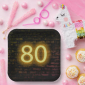 Birthday Neon 80 Sign on Brick Wall Papieren Bordje (Feest)
