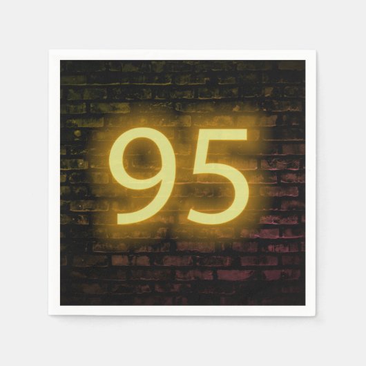 Birthday Neon 95 Sign on Brick Wall Napkins Servet (Voorkant)