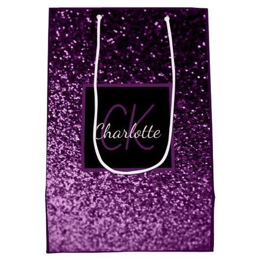 Birthday paarse roze glitter monogram luxe medium cadeauzakje (Achterkant)