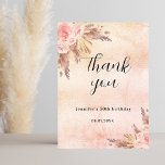 Birthday pampas roos budget dank u kaart<br><div class="desc">Een gouden roos en een wazige gradiëntachtergrond. Blush florals en pampasgras. Geef de naam en een datum vooraan een persoonlijk tintje en voeg deze toe. Dank u wordt geschreven met een grote hand letterlijke stijldoopvont. Terug: Dank je opmerking en naam,  handtekening.</div>