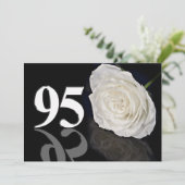 Birthday party call 95 jaar oud kaart (Staand voorkant)