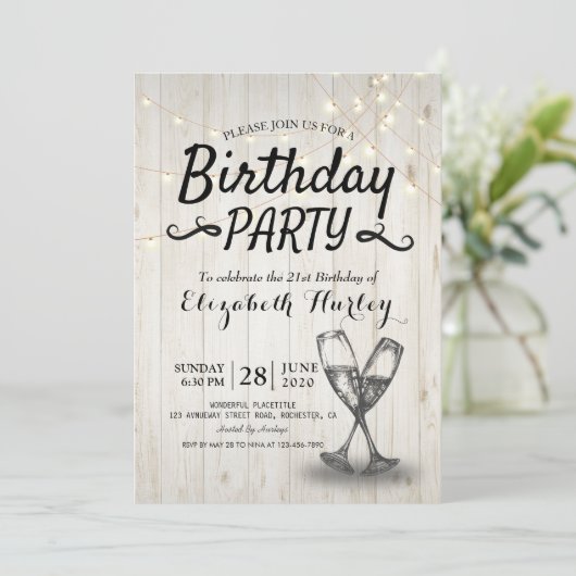 Birthday Party Champagne Glass Wood String Lights Kaart (Staand voorkant)