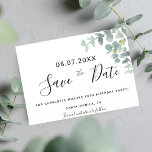 Birthday party eucaluptus greenery save the date<br><div class="desc">Een moderne Save the card voor een 50e (of enige leeftijd) verjaardagsfeestje. Een witte chic-achtergrond versierde eitgroene waterkleurige eucalyptusgroen, bladeren en sprigs. Personaliseer en voeg een datum en naam/leeftijd 50 en de plaats van de plaats van de plaats toe. Zwarte gekleurde letters. De tekst: Sparen de Datum wordt geschreven met...</div>
