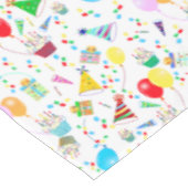 Birthday Party Favors Tafelkleed (Gekanteld)