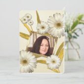 Birthday Party Invitation with daisies Kaart (Staand voorkant)
