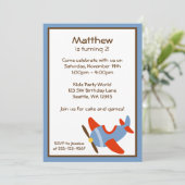 Birthday Party Invitations Red and Blue Airplane Kaart (Staand voorkant)