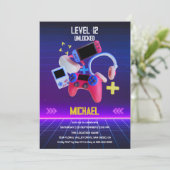 Birthday-party over videogame kaart (Staand voorkant)