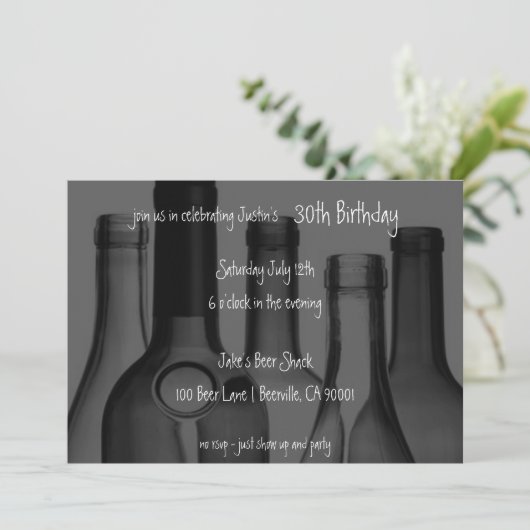 Birthday party over wijn en bier kaart (Staand voorkant)
