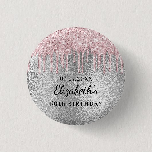 Birthday party zilverroze glitter druppelt naam op ronde button 3,2 cm (Voorkant)
