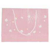 Birthday Pink Daisies Girly Sweet Simple Script Groot Cadeauzakje (Achterkant)