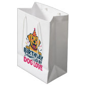 Birthday Powered by Dog Love Illustration Medium Cadeauzakje (Voorkant Gekanteld)