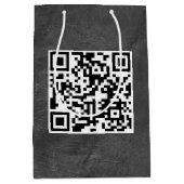 Birthday QR-code op zwart leder Medium Cadeauzakje (Voorkant)