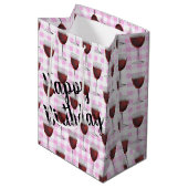 Birthday Red Wine op roze gingham Medium Cadeauzakje (Voorkant Gekanteld)