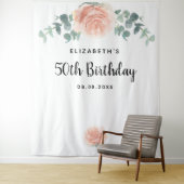 Birthday roos goudroze florale eucalyptus wit wandkleed (In situ)