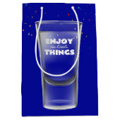 Birthday Shot Glass met tekst en Confetti Medium Cadeauzakje (Voorkant)