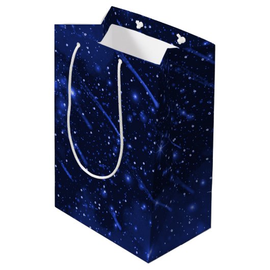 Birthday Star Galaxy on Blue Medium Cadeauzakje (Achterkant Gekanteld)