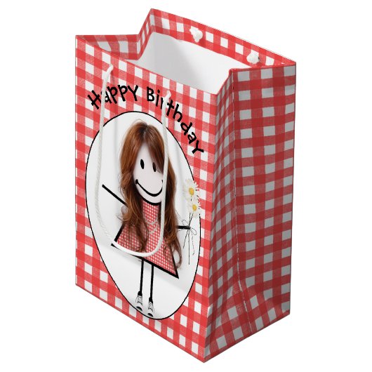 Birthday Stick Figuur Girl in Sneakers op Gingham Medium Cadeauzakje (Voorkant Gekanteld)