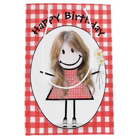 Birthday Stick Figuur Girl in Sneakers op Gingham Medium Cadeauzakje (Voorkant)