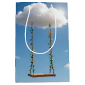 Birthday Swing Hanging From a Cumulus Cloud Medium Cadeauzakje (Voorkant)