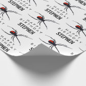 Birthday-thema Rode & zwarte spin & naam Cadeaupapier (Hoek)