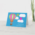 Birthday to Son Wenskaart Kaart<br><div class="desc">Wens uw zoon een Happy Birthday met een schattig wasbeertje dat in een  blauwe lucht zweeft in een kleurrijke,  hete luchtballon met een magenta-ballon en een groene ballon die zweeft voor een fluffe witte wolk.</div>