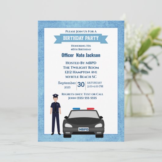 Birthday-uitnodiging voor politiefunctionaris kaart (Staand voorkant)