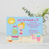 Birthday uitnodiging voor Surfer Girl Beach (Staand voorkant)