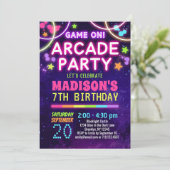 Birthday-uitnodigingen van Girls Arcade Party Kaart (Staand voorkant)