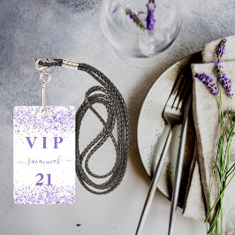 Birthday white violet lavender vip uitnodiging badge