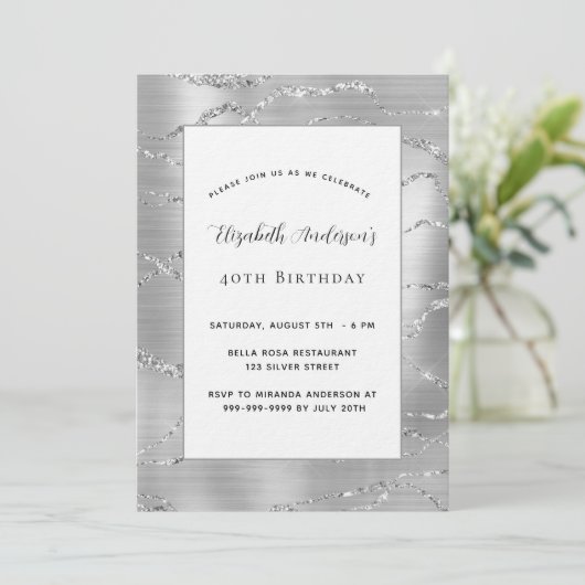 Birthday zilveren witte elegante luxe uitnodiging (Staand voorkant)