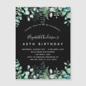 Birthday zwarte eucalyptusbos luxe bosgrond magnetische uitnodiging (Voorkant)