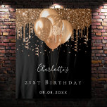 Birthday zwarte goudballonmonogram wandkleed<br><div class="desc">For an elegant 21st (or any age) birthday party. A classic black background. Decorated with dark vals gold glitter drips, paint dripping look, confetti and balloons. Personalize and add a name, text/age and a date. Can be used as a welcome banner, wall decor for the party or as a foto...</div>