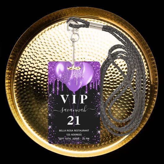 Birthday zwarte paarse ballon vip uitnodiging badge