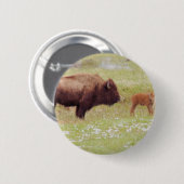 Bison en kalf in geelsteen ronde button 5,7 cm (Voorkant /achterkant)